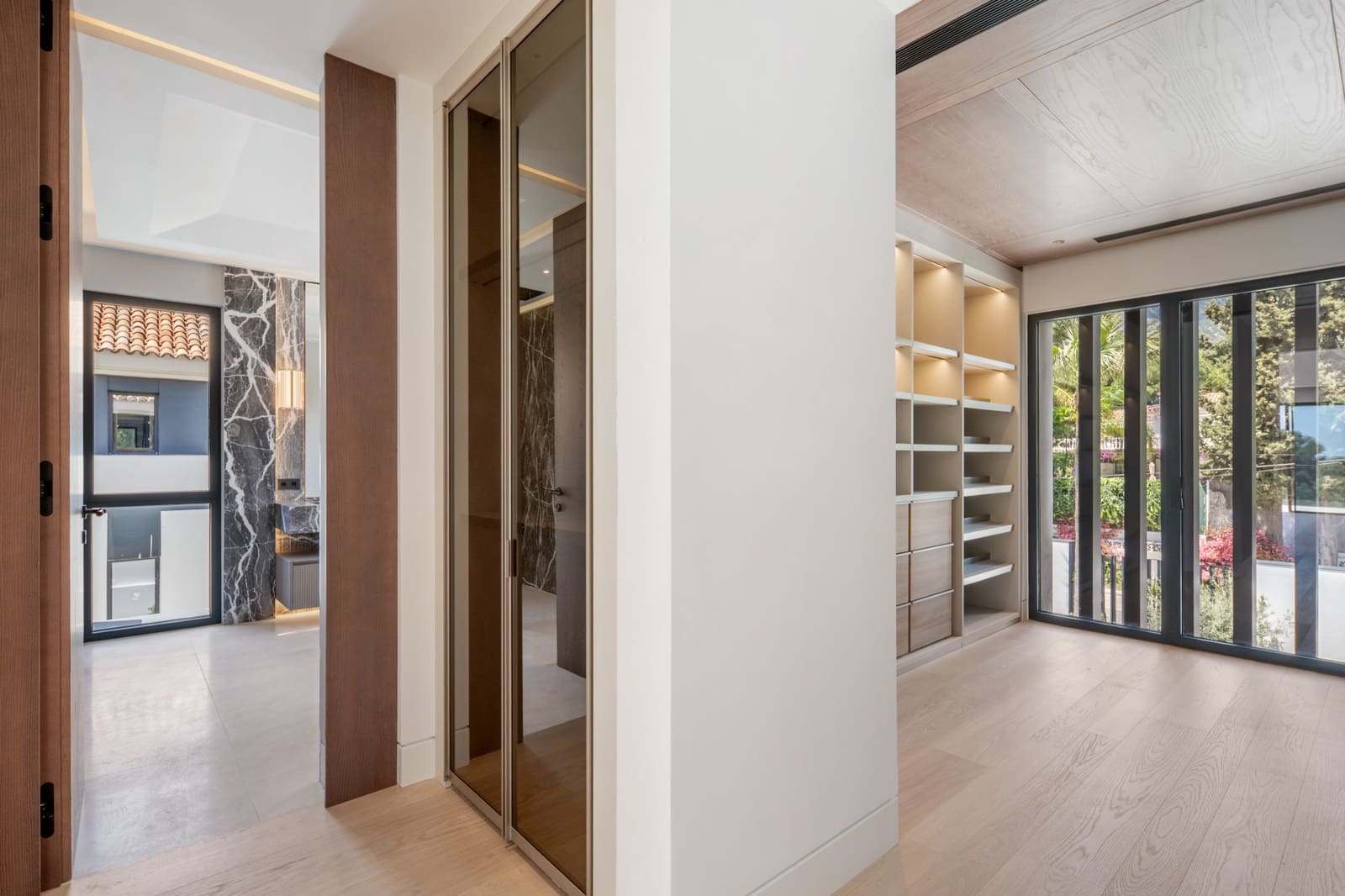 6 slaapkamer Villa te koop in Marbella met zwembad garage - € 9.300.000 (Ref: 10067692)