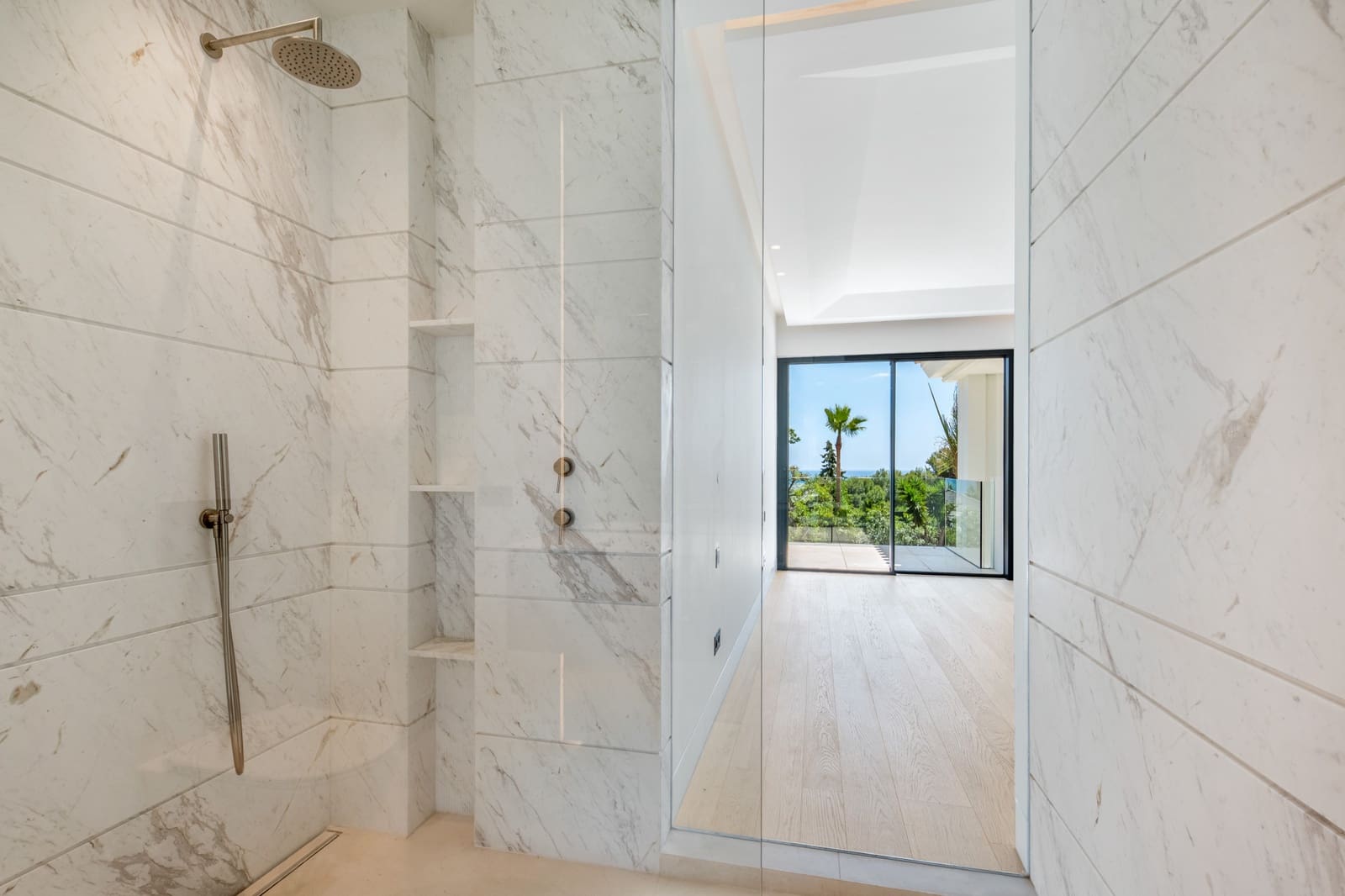 6 slaapkamer Villa te koop in Marbella met zwembad garage - € 9.300.000 (Ref: 10067692)