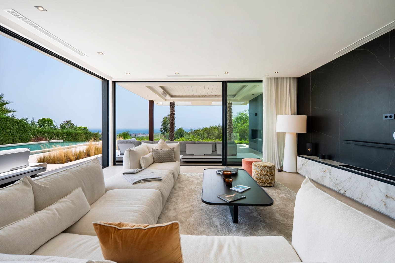 Chalet de 5 habitaciones en Los Flamingos en venta con piscina garaje - 4.200.000 € (Ref: 10067695)