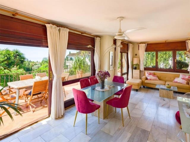 4 chambre Villa/Maison à vendre à Marbella avec piscine garage - 1 100 000 € (Ref: 10067696)