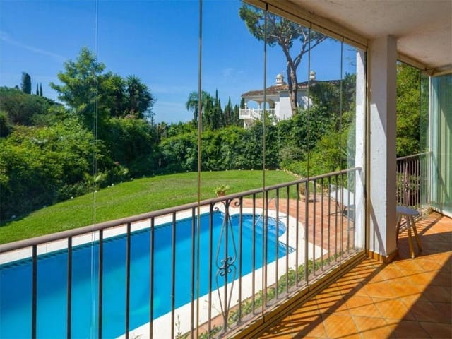 4 chambre Villa/Maison à vendre à Marbella avec piscine garage - 1 100 000 € (Ref: 10067696)