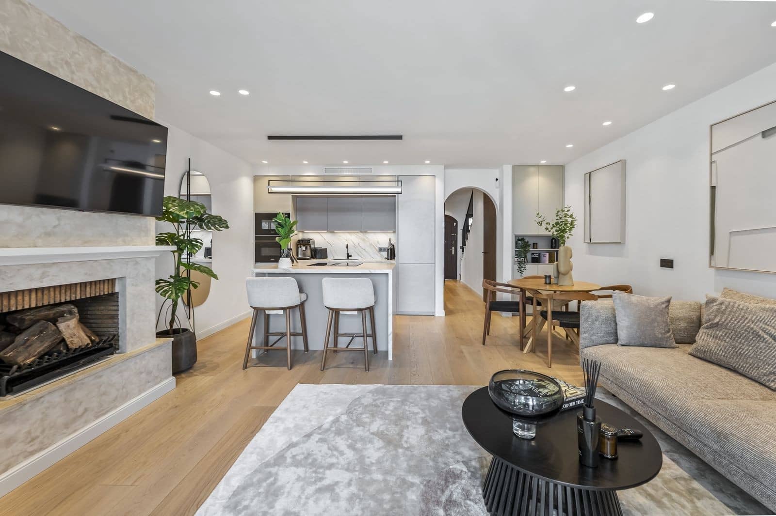 3 chambre Maison de Ville à vendre à Benahavis avec piscine garage - 750 000 € (Ref: 10067697)