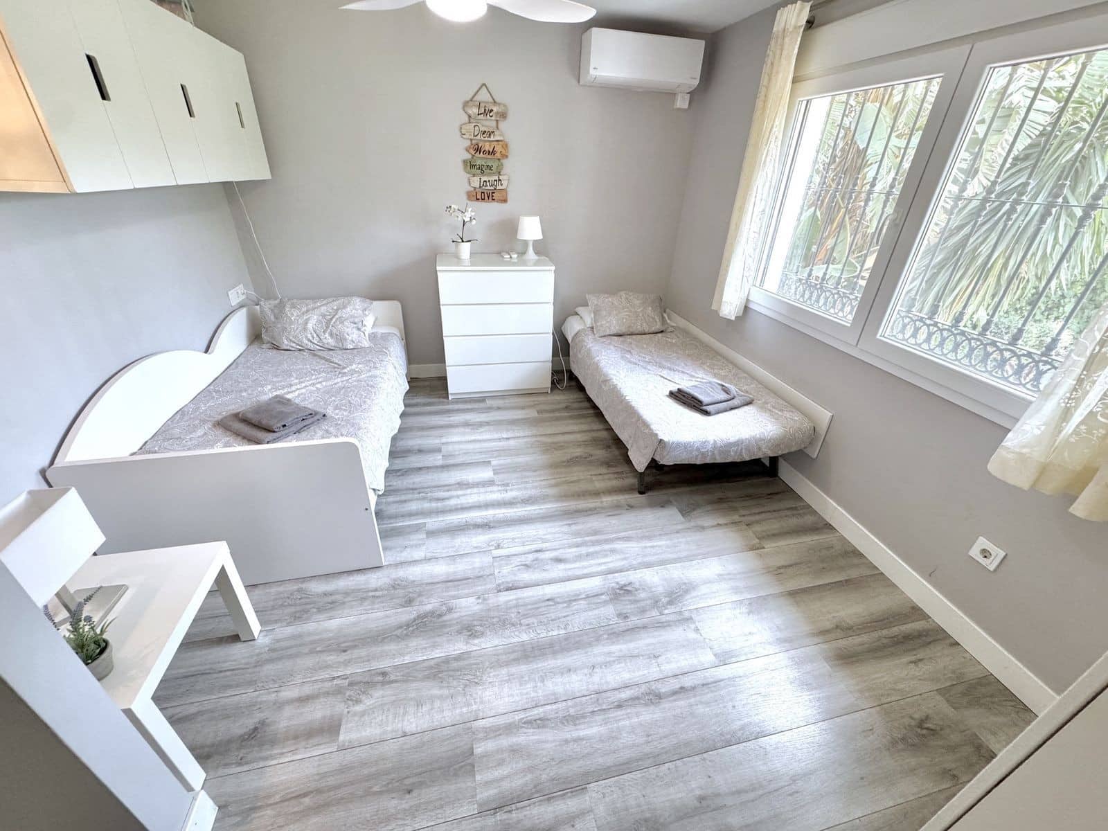 6 Zimmer Villa zu verkaufen in Mijas Costa mit Pool Garage - 1.350.000 € (Ref: 10067698)