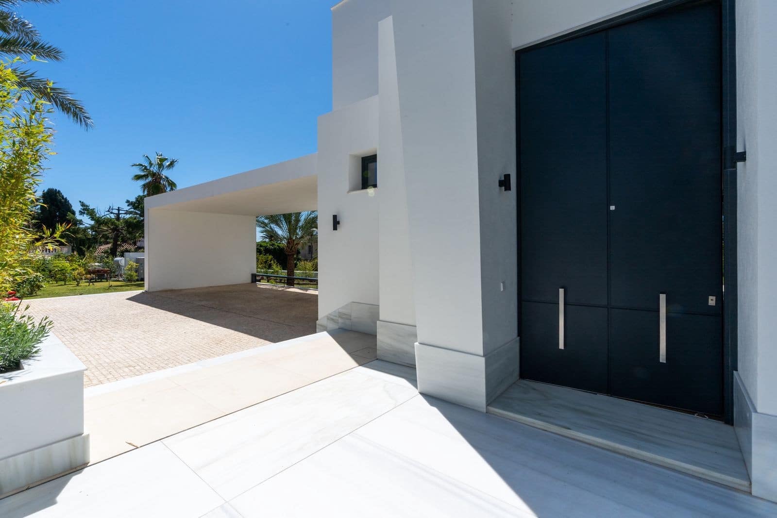 6 Zimmer Villa zu verkaufen in Marbella mit Pool Garage - 4.775.000 € (Ref: 10072550)