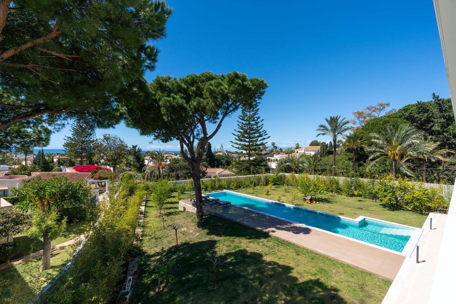6 Zimmer Villa zu verkaufen in Marbella mit Pool Garage - 4.775.000 € (Ref: 10072550)