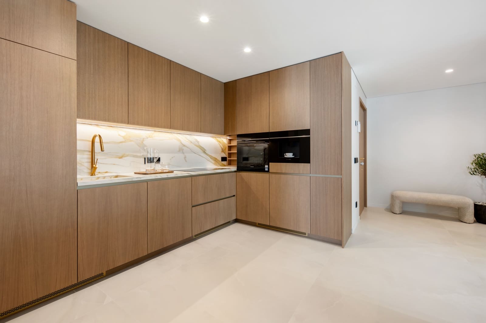 3 chambre Penthouse à vendre à Marbella avec piscine garage - 1 649 500 € (Ref: 10075498)