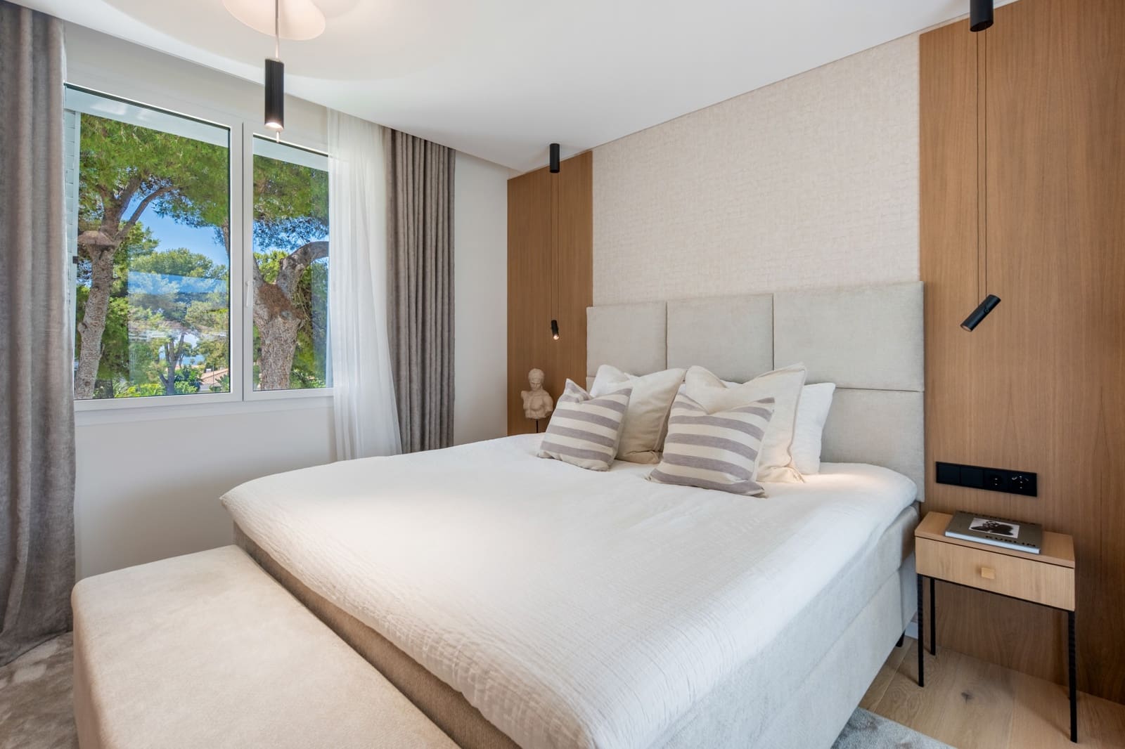 3 chambre Penthouse à vendre à Marbella avec piscine garage - 1 649 500 € (Ref: 10075498)
