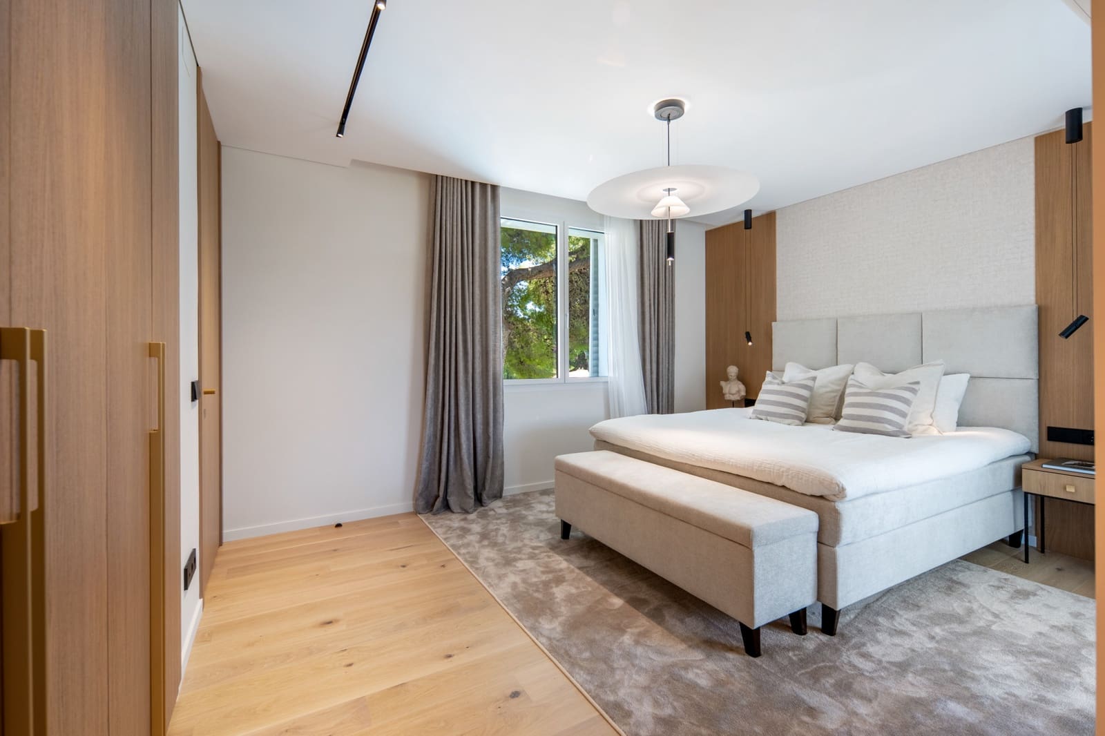 3 chambre Penthouse à vendre à Marbella avec piscine garage - 1 649 500 € (Ref: 10075498)
