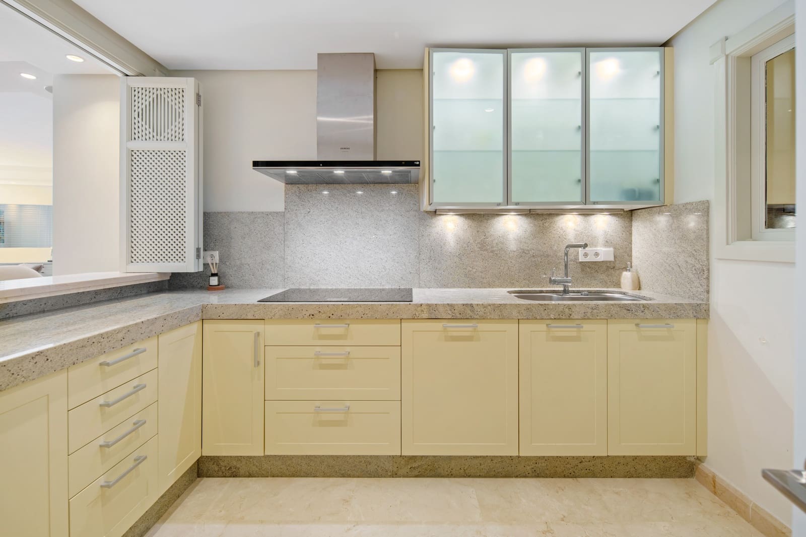 3 slaapkamer Penthouse te koop in Marbella met zwembad garage - € 4.250.000 (Ref: 10075501)