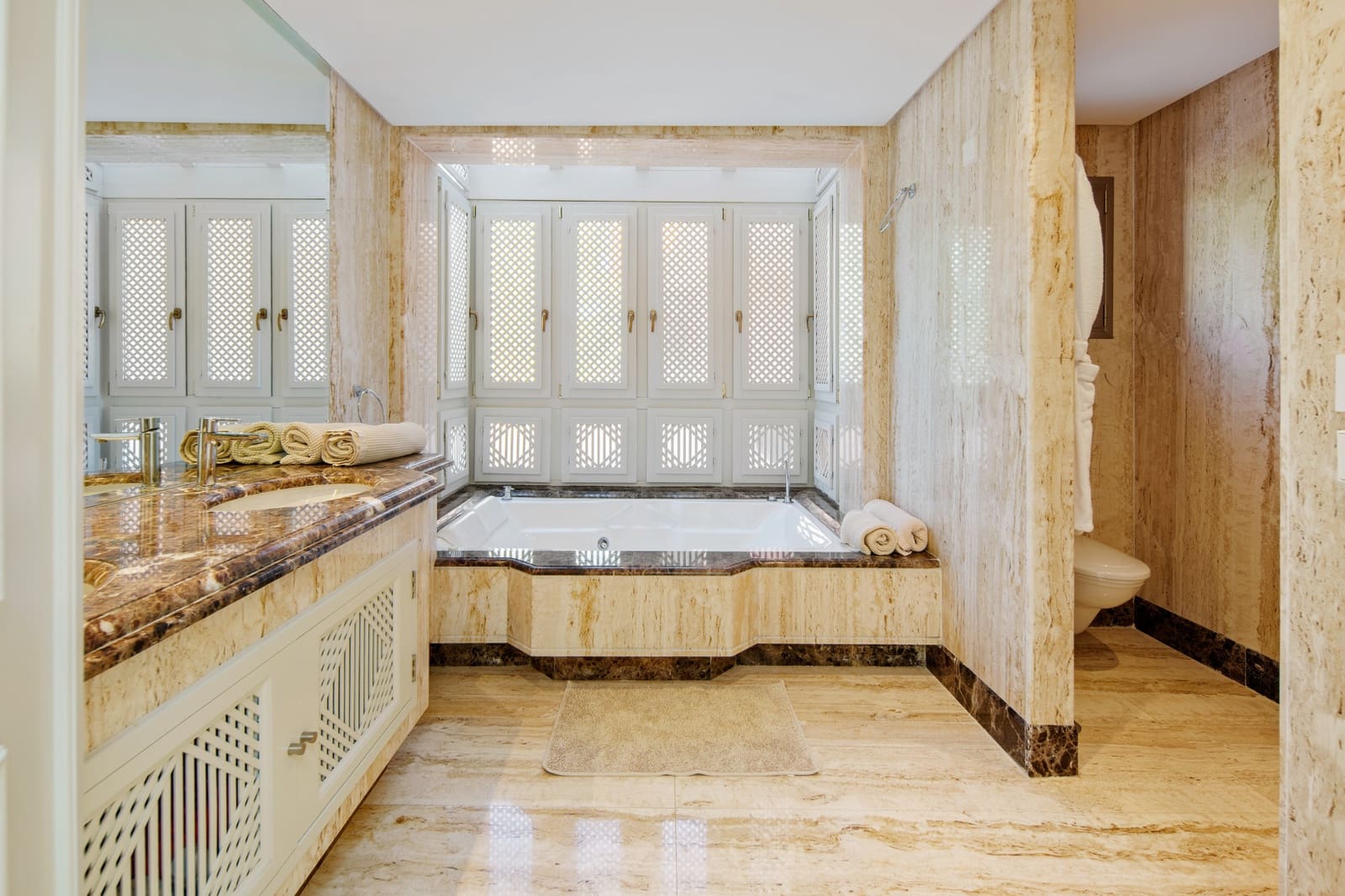 3 slaapkamer Penthouse te koop in Marbella met zwembad garage - € 4.250.000 (Ref: 10075501)