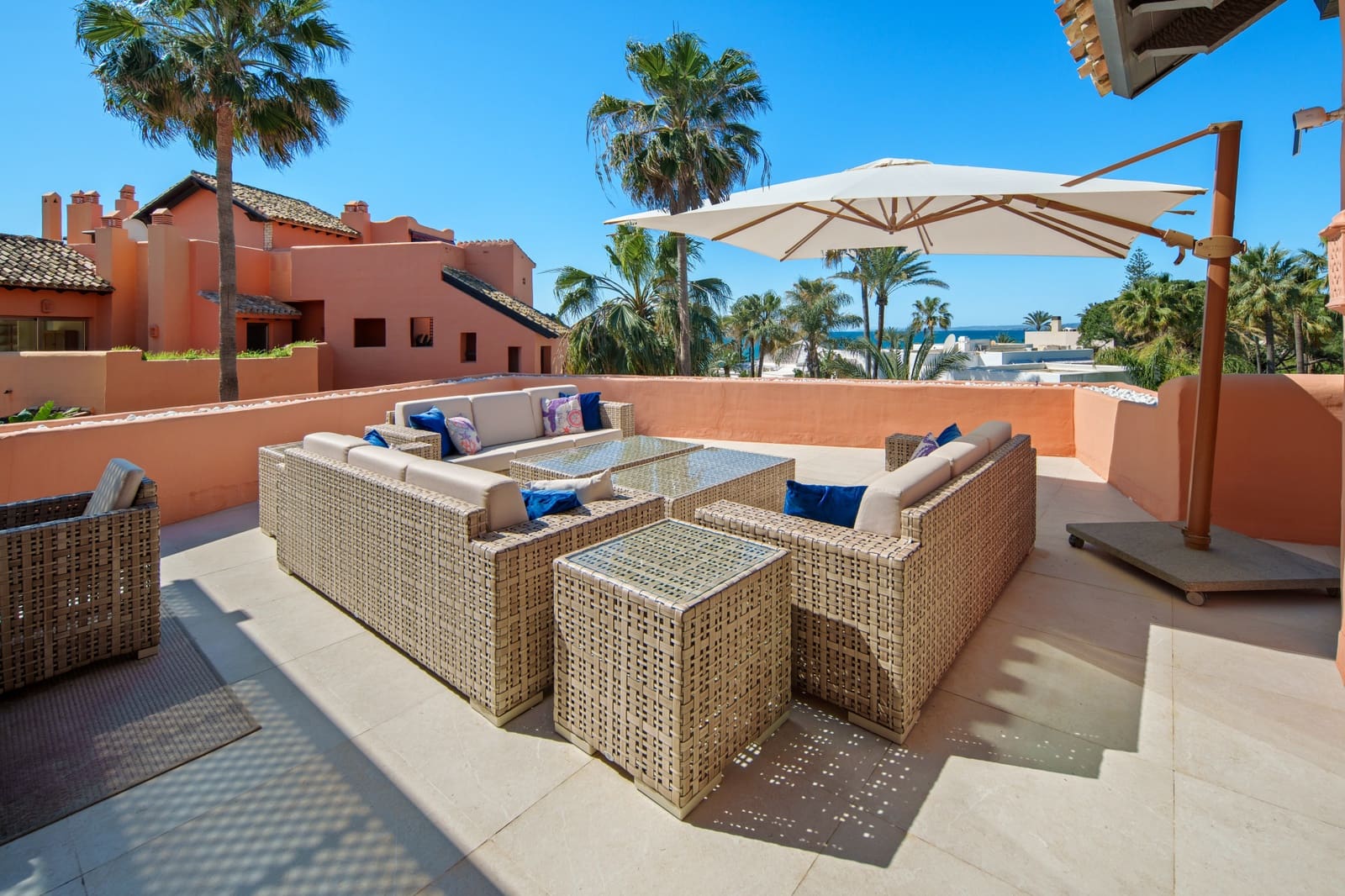 3 slaapkamer Penthouse te koop in Marbella met zwembad garage - € 4.250.000 (Ref: 10075501)