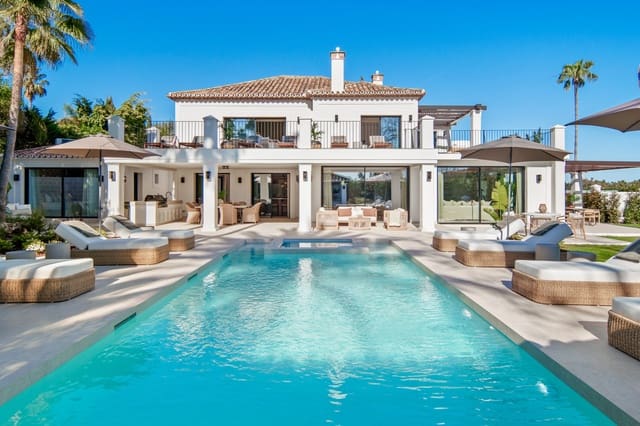 5 makuuhuone Huvila myytävänä paikassa Nueva Andalucia, Marbella mukana uima-altaan 
autotalli - 5 995 000 € (Ref: 10075503)