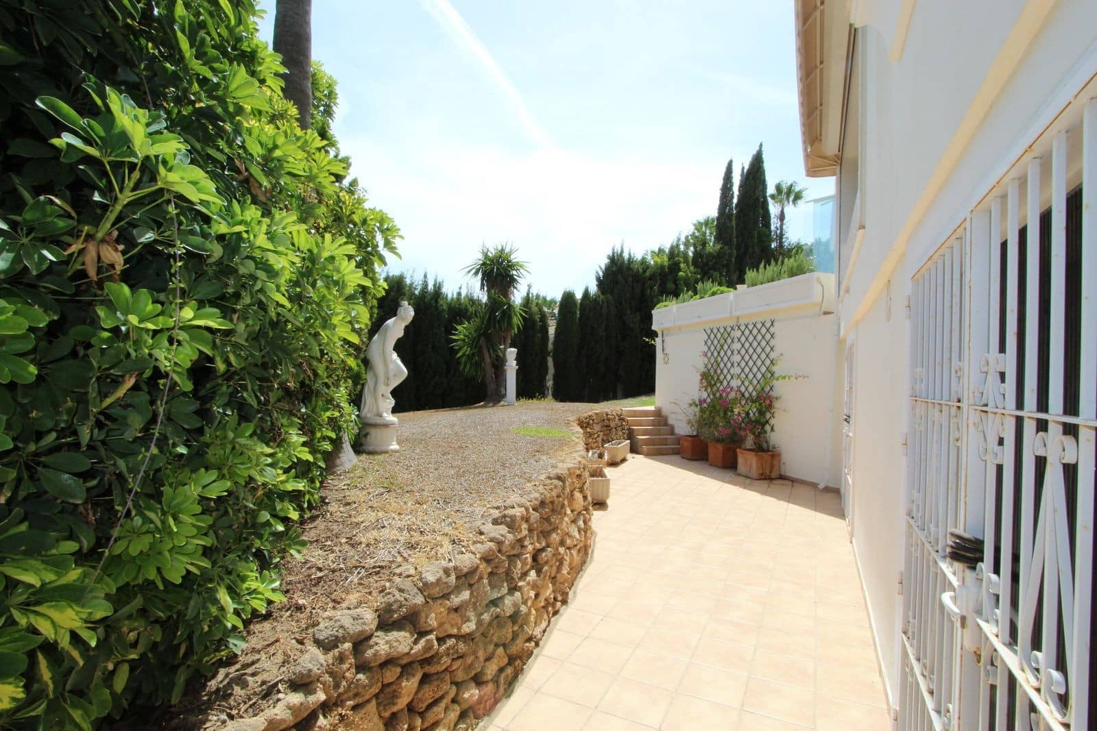 4 slaapkamer Villa te koop in Marbella met zwembad garage - € 1.500.000 (Ref: 10078062)