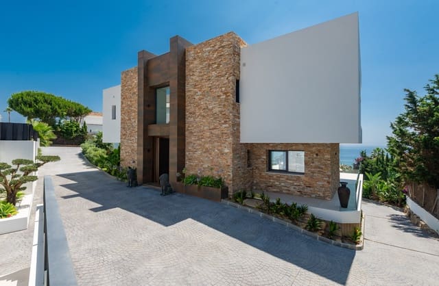4 soveværelse Villa til salg i Manilva med swimmingpool garage - € 2.900.000 (Ref: 10078063)