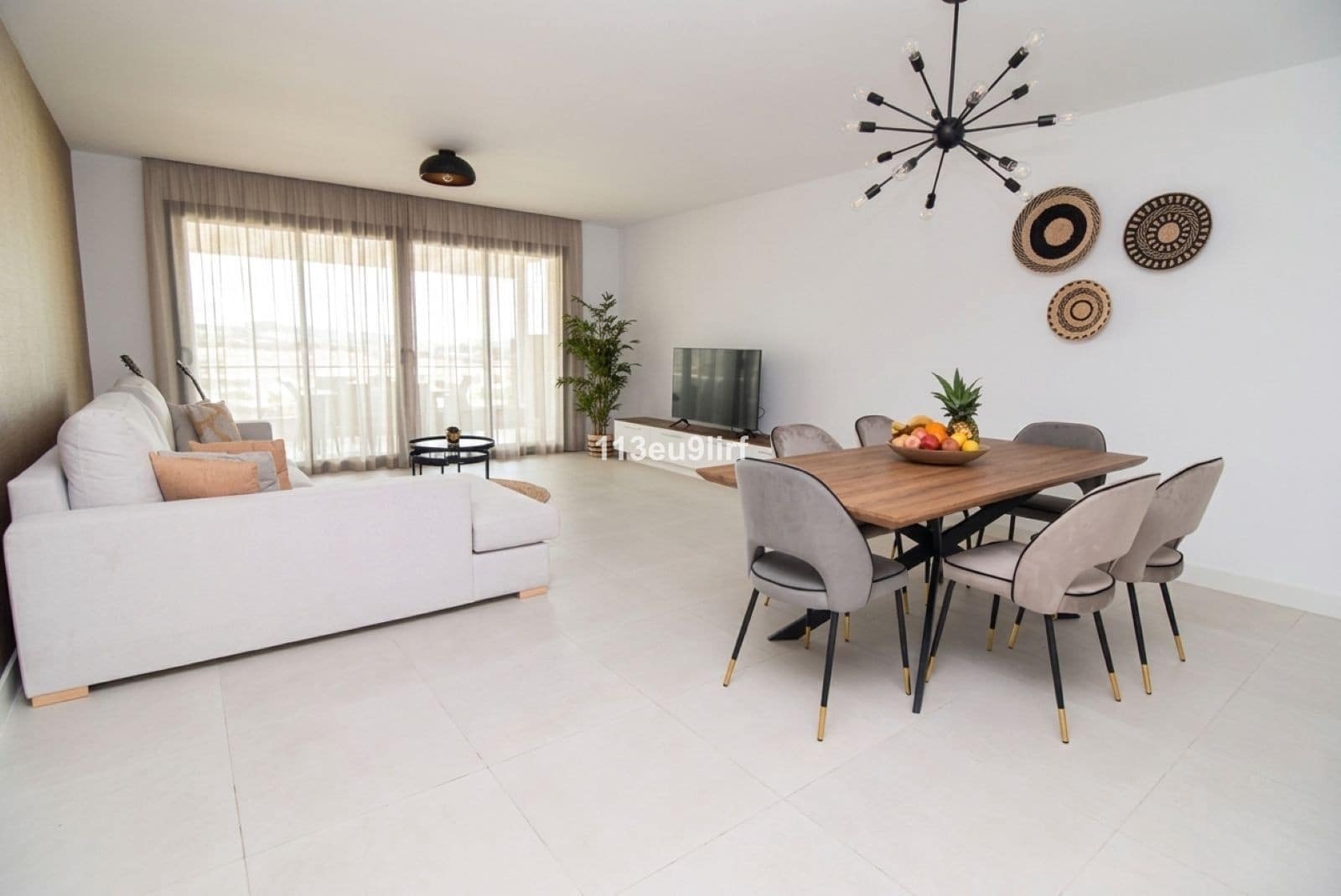 3 sovrum Lägenhet till salu i Estepona med pool garage - 675 000 € (Ref: 10085937)