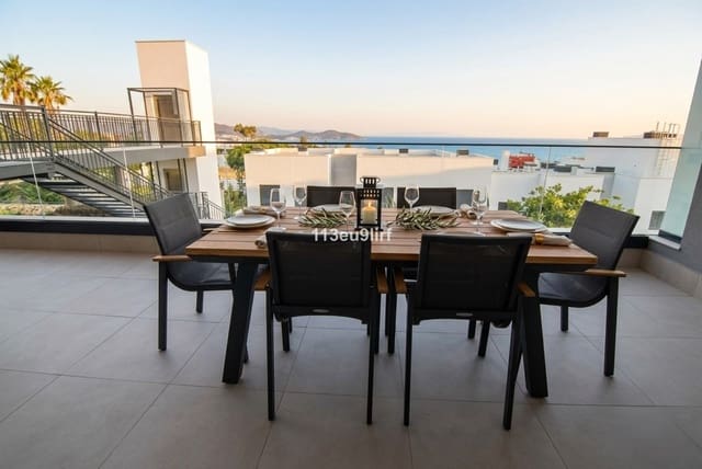 3 sovrum Lägenhet till salu i Estepona med pool garage - 675 000 € (Ref: 10085937)