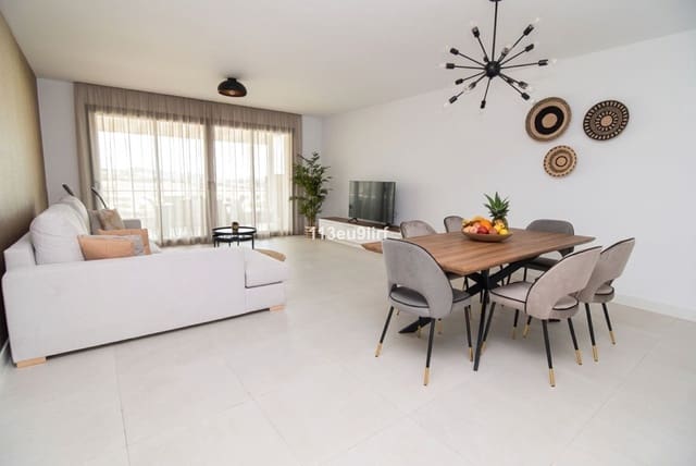 3 sovrum Lägenhet till salu i Estepona med pool garage - 675 000 € (Ref: 10085937)