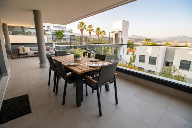 3 sovrum Lägenhet till salu i Estepona med pool garage - 675 000 € (Ref: 10085937)