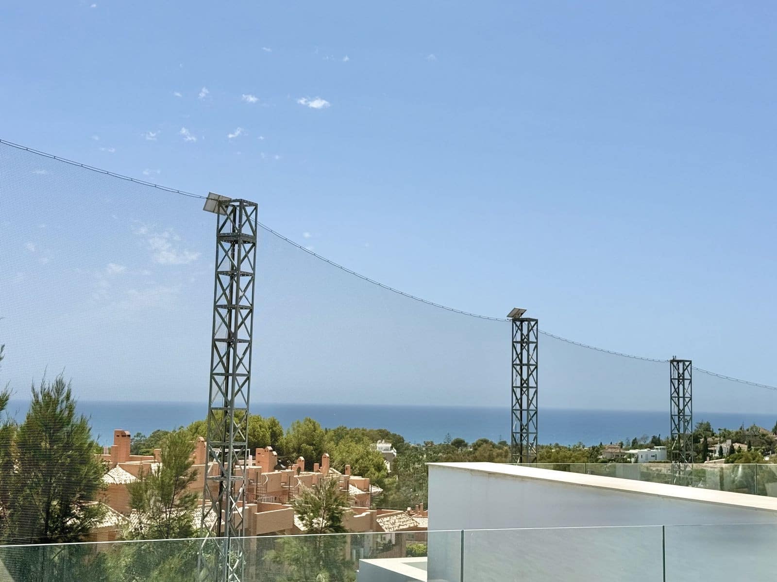 Ático de 3 habitaciones en Marbella en venta con piscina garaje - 919.000 € (Ref: 10085938)