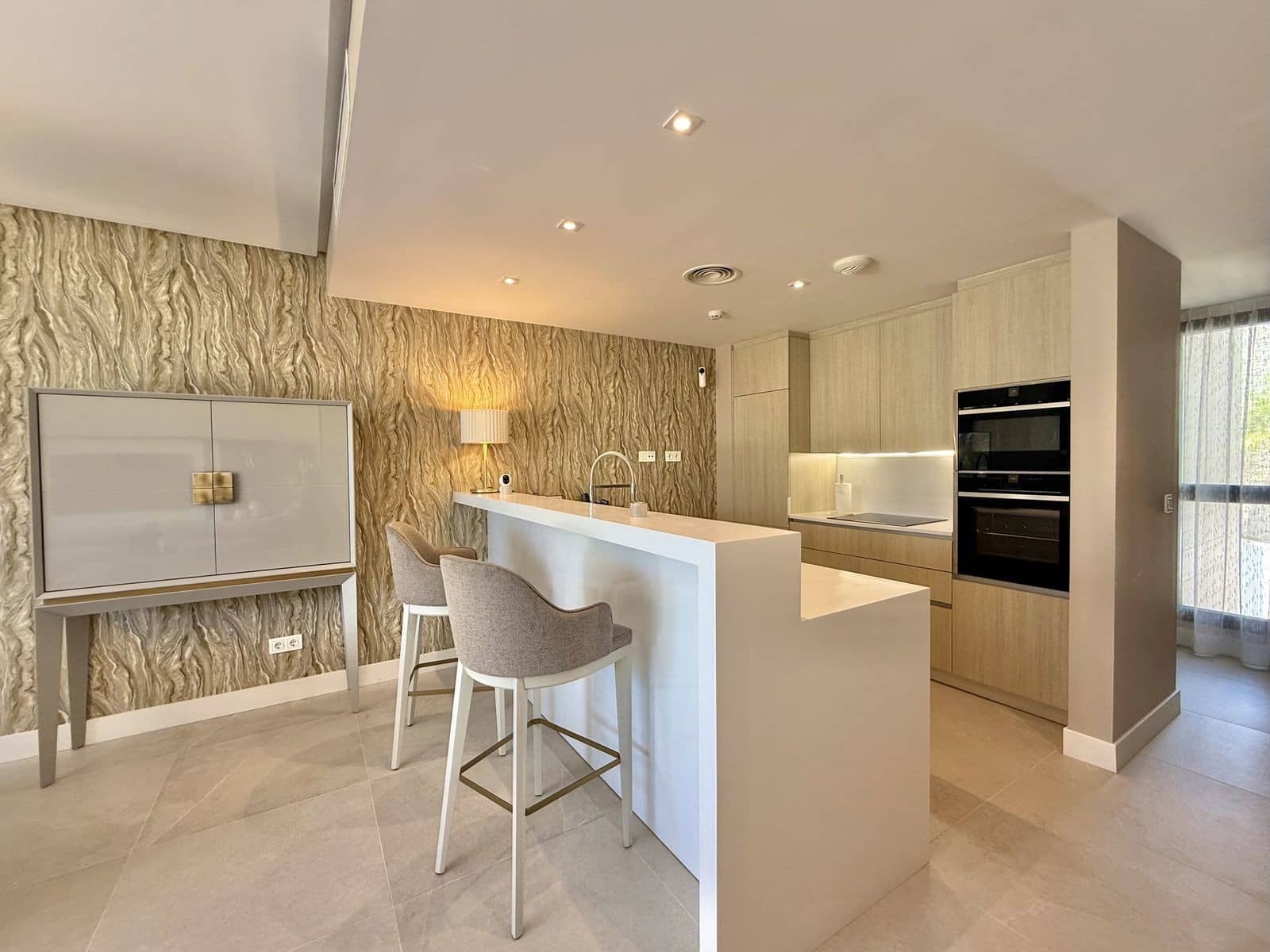 Ático de 3 habitaciones en Marbella en venta con piscina garaje - 919.000 € (Ref: 10085938)