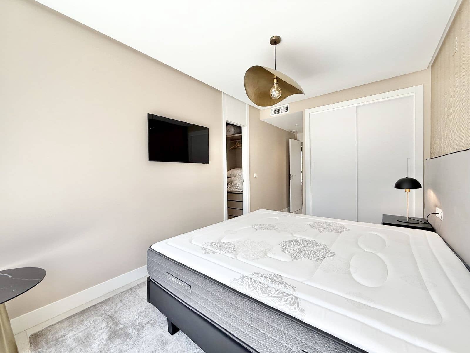 Ático de 3 habitaciones en Marbella en venta con piscina garaje - 919.000 € (Ref: 10085938)