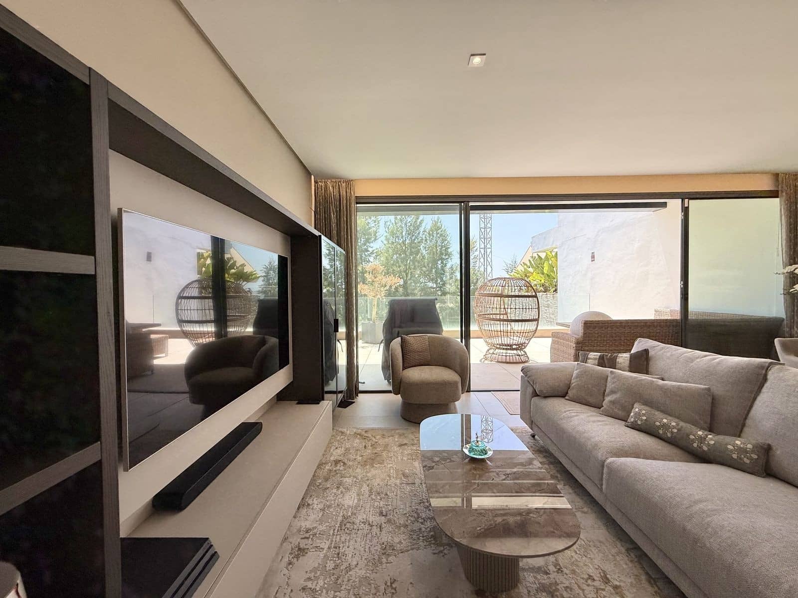 Ático de 3 habitaciones en Marbella en venta con piscina garaje - 919.000 € (Ref: 10085938)