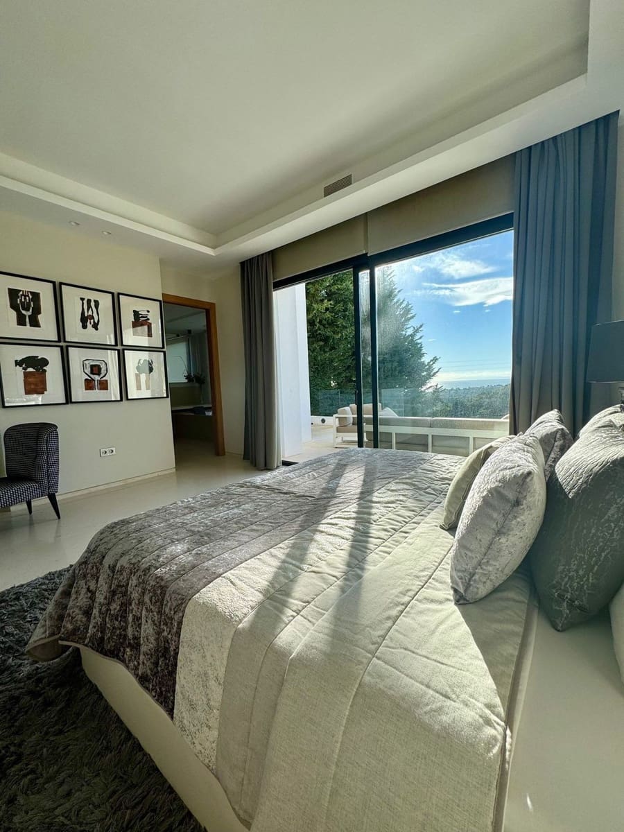 6 sypialnia Willa na sprzedaż w Marbella z basenem garażem - 2 495 000 € (Ref: 10085939)