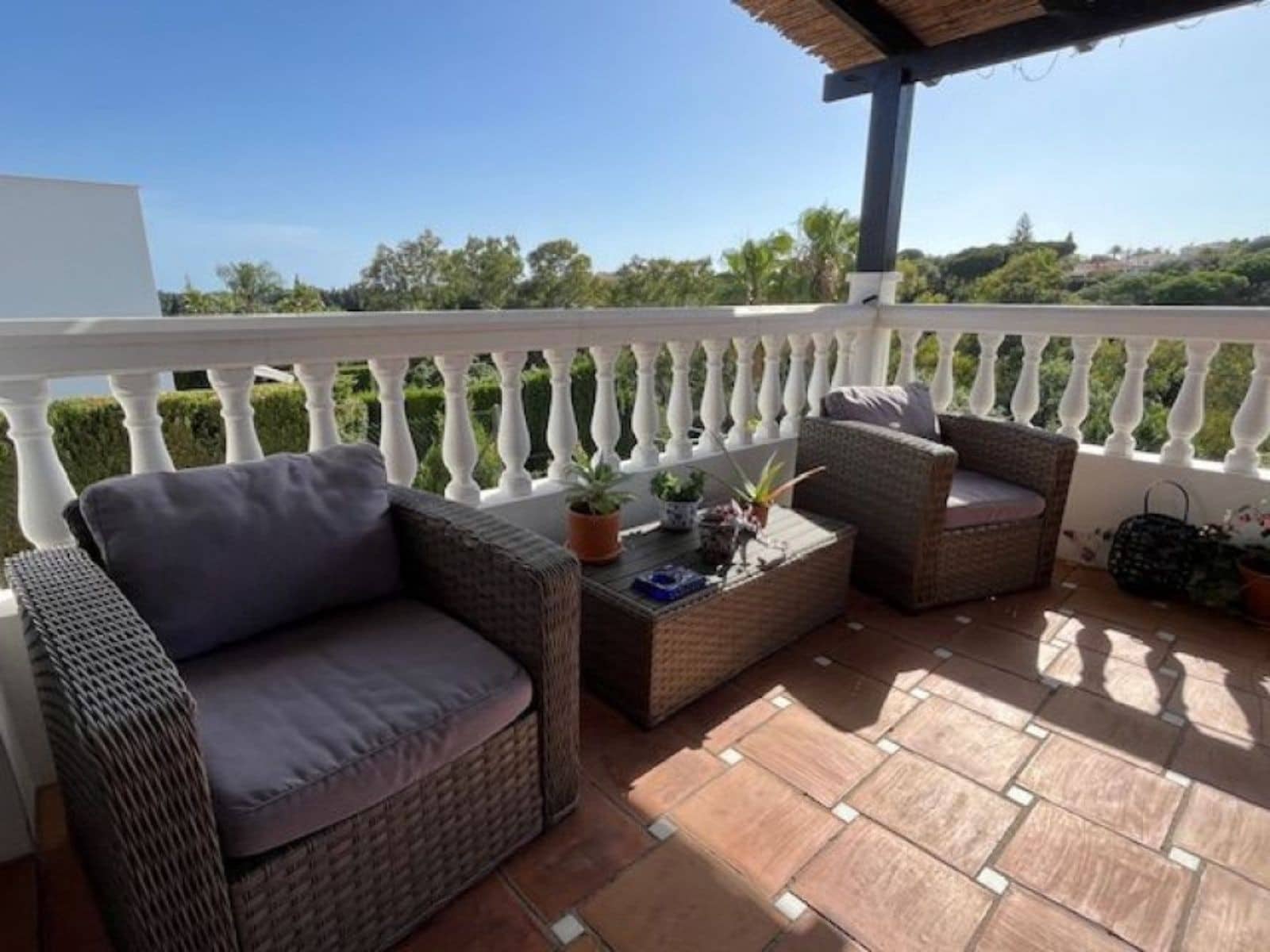 5 sovrum Villa till salu i Marbella med pool garage - 1 175 000 € (Ref: 10085942)