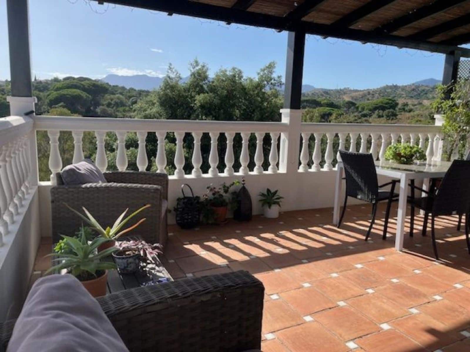 5 sovrum Villa till salu i Marbella med pool garage - 1 175 000 € (Ref: 10085942)