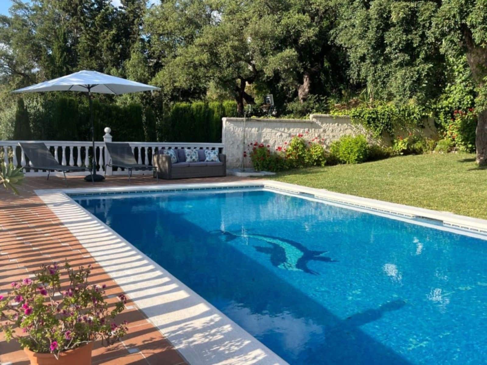 5 sovrum Villa till salu i Marbella med pool garage - 1 175 000 € (Ref: 10085942)