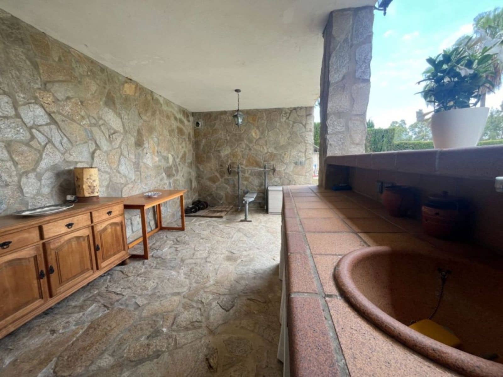 5 sovrum Villa till salu i Marbella med pool garage - 1 175 000 € (Ref: 10085942)