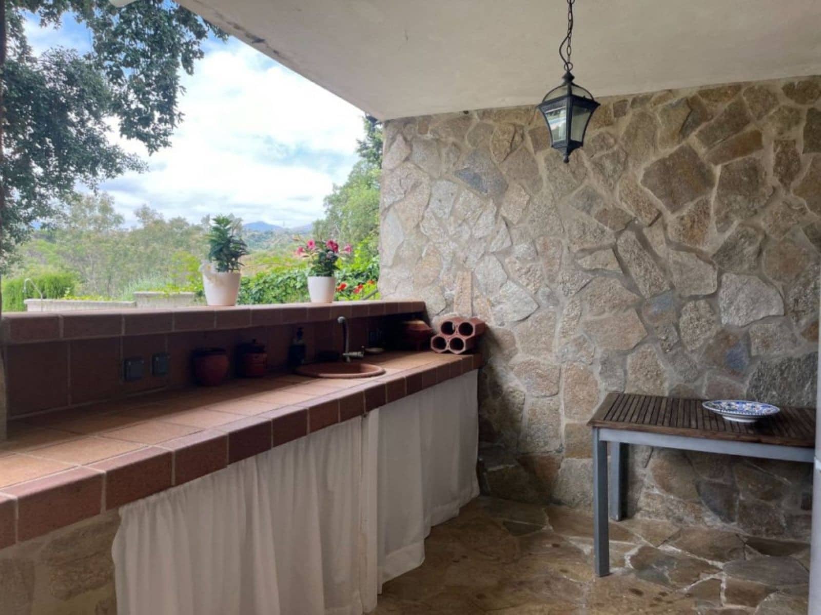 5 sovrum Villa till salu i Marbella med pool garage - 1 175 000 € (Ref: 10085942)