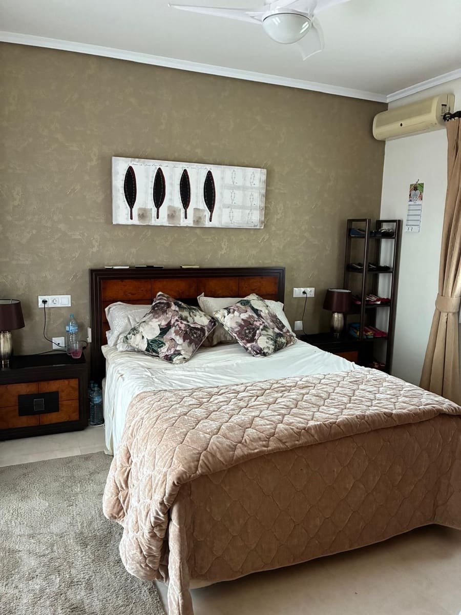 4 sypialnia Willa na sprzedaż w Mijas Costa z basenem garażem - 1 325 000 € (Ref: 10085943)