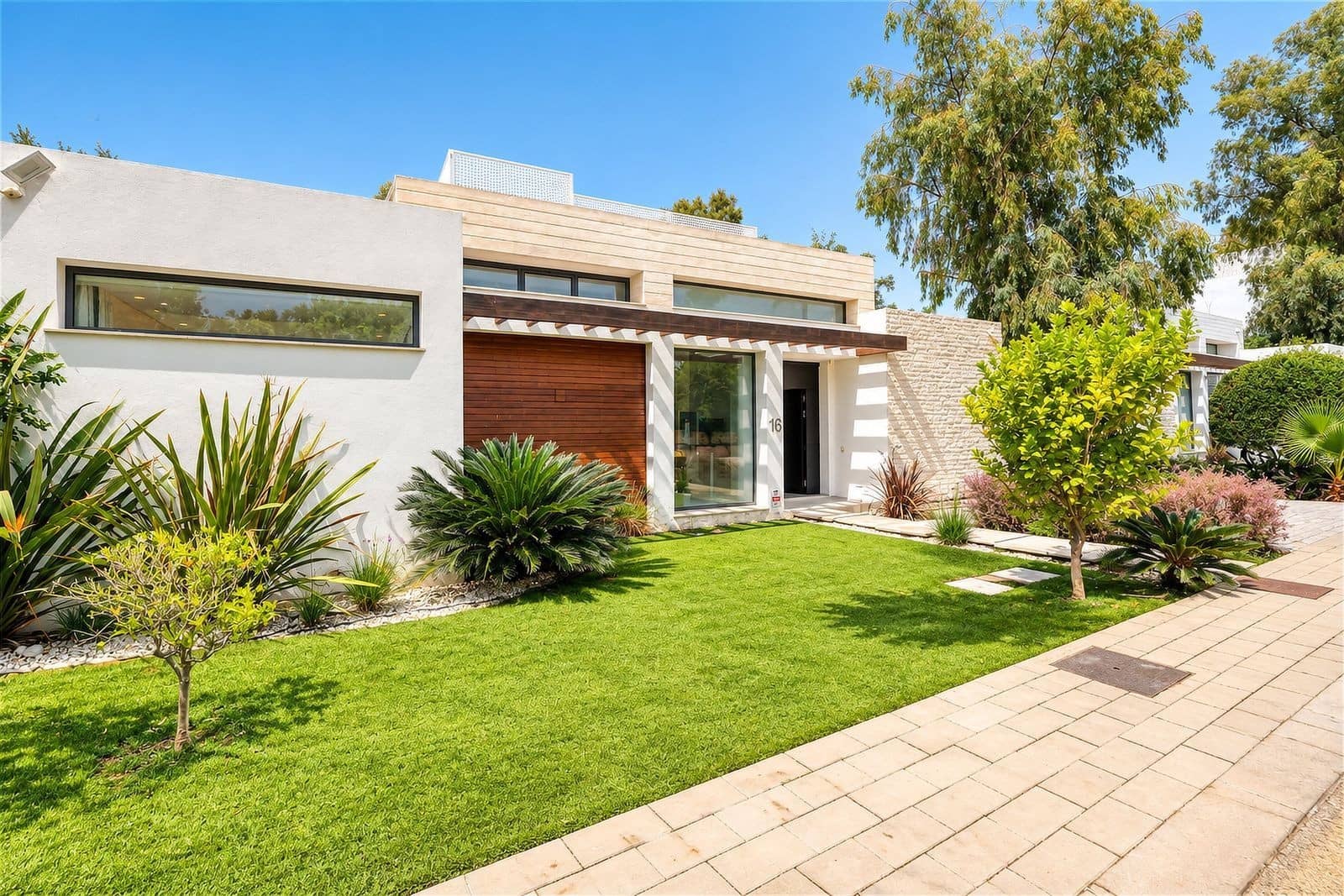 4 slaapkamer Villa te koop in Atalaya-Isdabe met zwembad garage - € 1.995.000 (Ref: 10089423)
