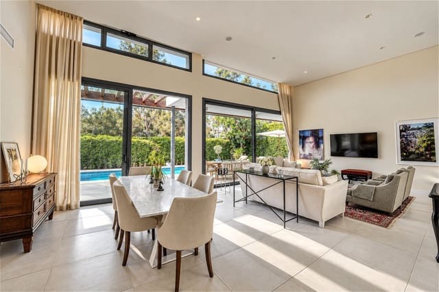 4 slaapkamer Villa te koop in Atalaya-Isdabe, Estepona met zwembad garage - € 1.995.000 (Ref: 10089423)