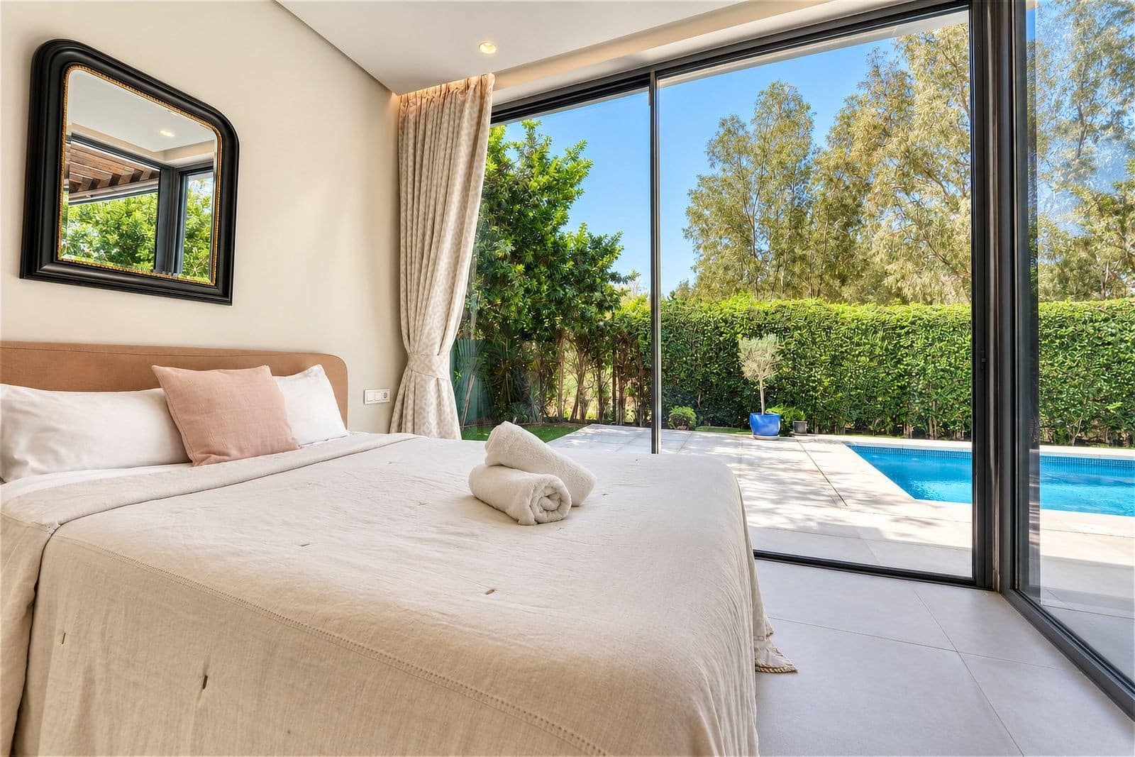 4 slaapkamer Villa te koop in Atalaya-Isdabe met zwembad garage - € 1.995.000 (Ref: 10089423)