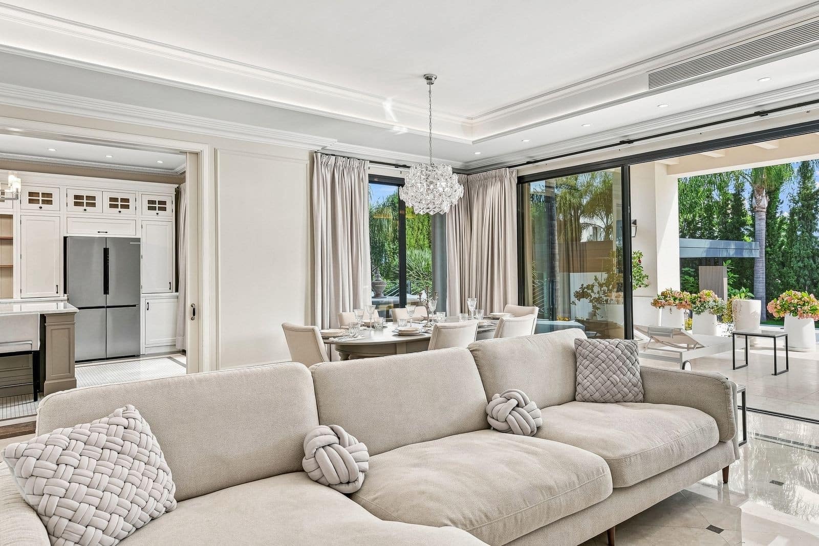 6 chambre Villa/Maison à vendre à Los Flamingos avec piscine garage - 4 499 000 € (Ref: 10094409)