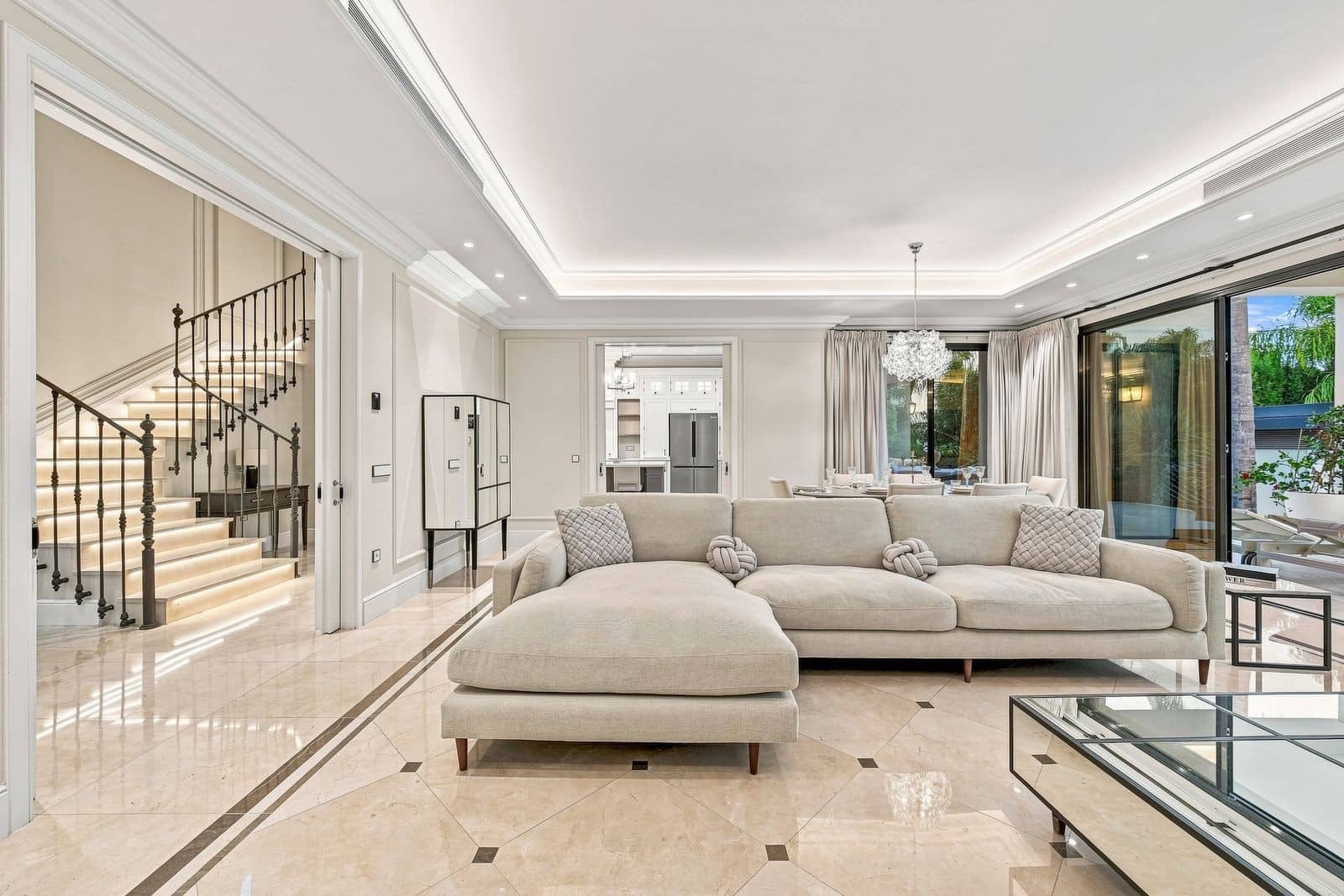 6 chambre Villa/Maison à vendre à Los Flamingos avec piscine garage - 4 499 000 € (Ref: 10094409)
