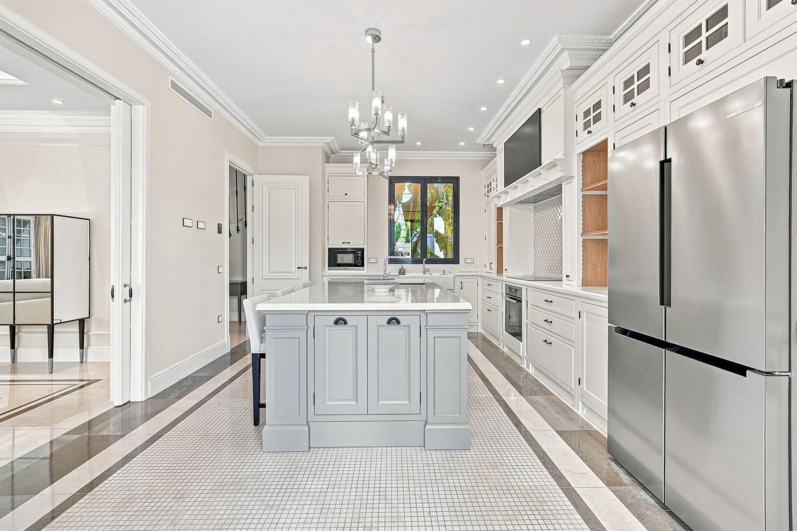 6 chambre Villa/Maison à vendre à Los Flamingos avec piscine garage - 4 499 000 € (Ref: 10094409)