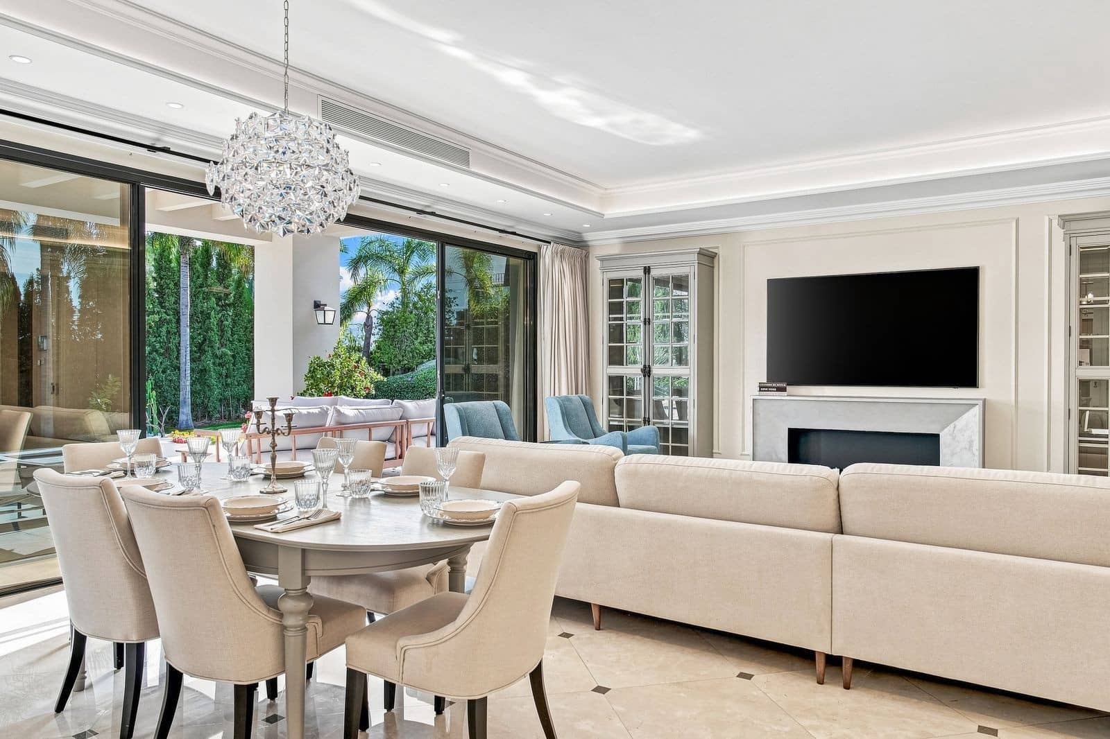 6 chambre Villa/Maison à vendre à Los Flamingos avec piscine garage - 4 499 000 € (Ref: 10094409)
