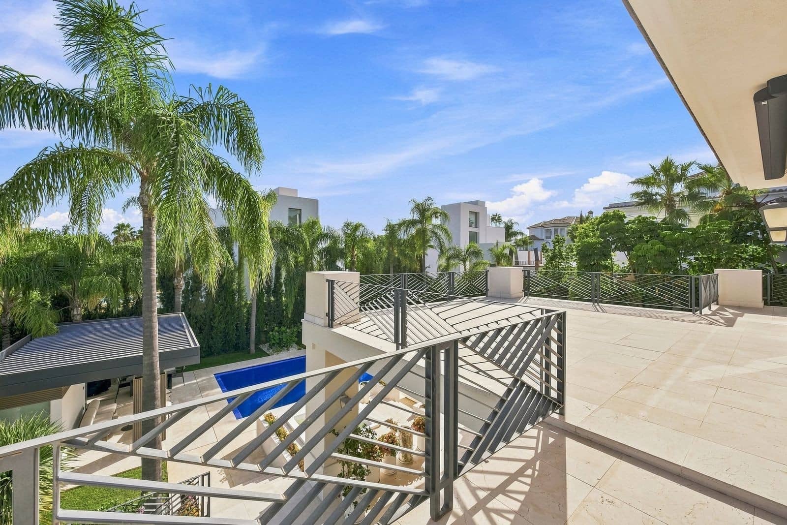 6 chambre Villa/Maison à vendre à Los Flamingos avec piscine garage - 4 499 000 € (Ref: 10094409)