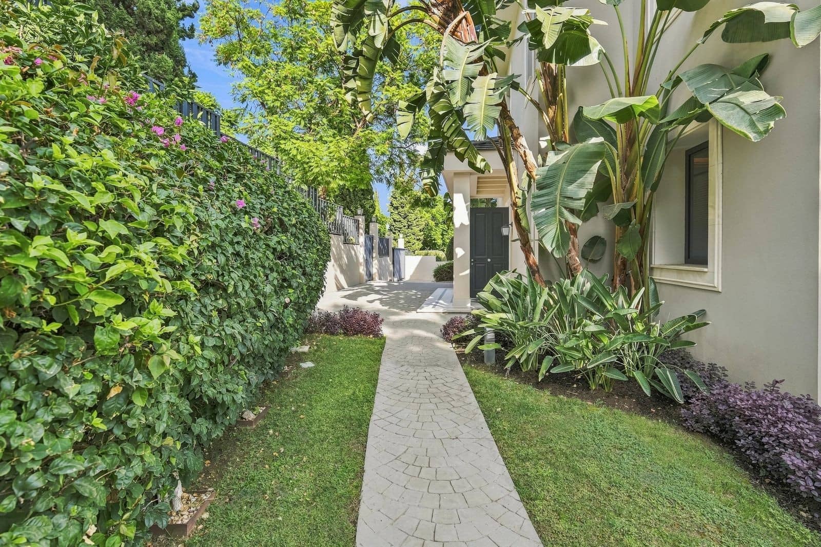 6 chambre Villa/Maison à vendre à Los Flamingos avec piscine garage - 4 499 000 € (Ref: 10094409)