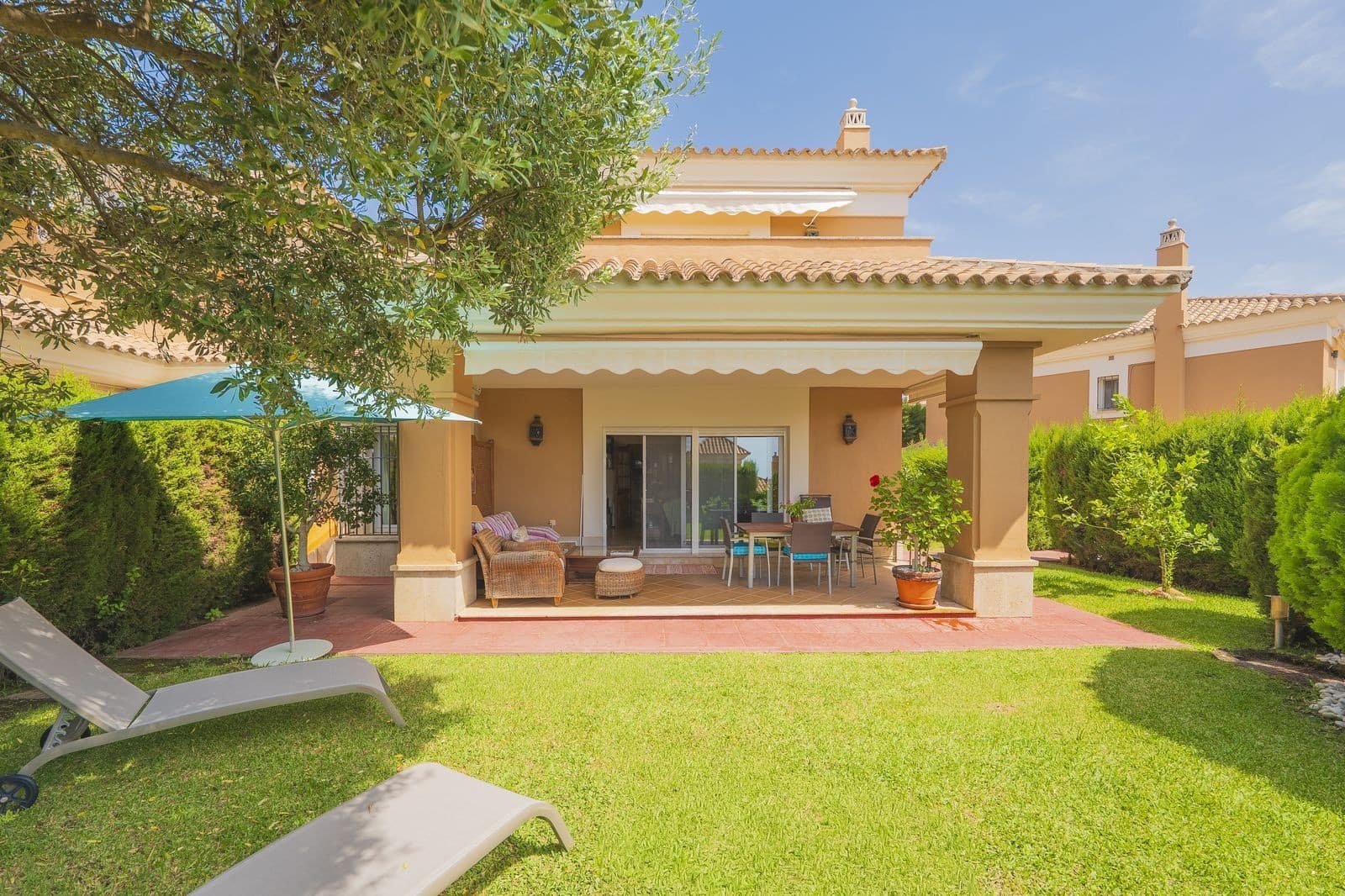 3 camera da letto Villetta Bifamiliare in vendita in Marbella con piscina garage - 990.000 € (Rif: 10094410)
