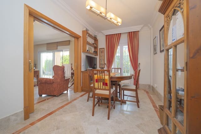 3 camera da letto Villetta Bifamiliare in vendita in Marbella con piscina garage - 990.000 € (Rif: 10094410)