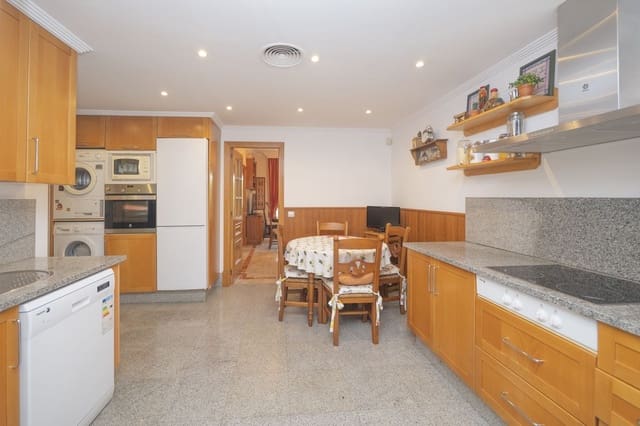 3 camera da letto Villetta Bifamiliare in vendita in Marbella con piscina garage - 990.000 € (Rif: 10094410)