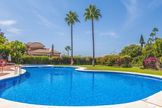 3 camera da letto Villetta Bifamiliare in vendita in Marbella con piscina garage - 990.000 € (Rif: 10094410)