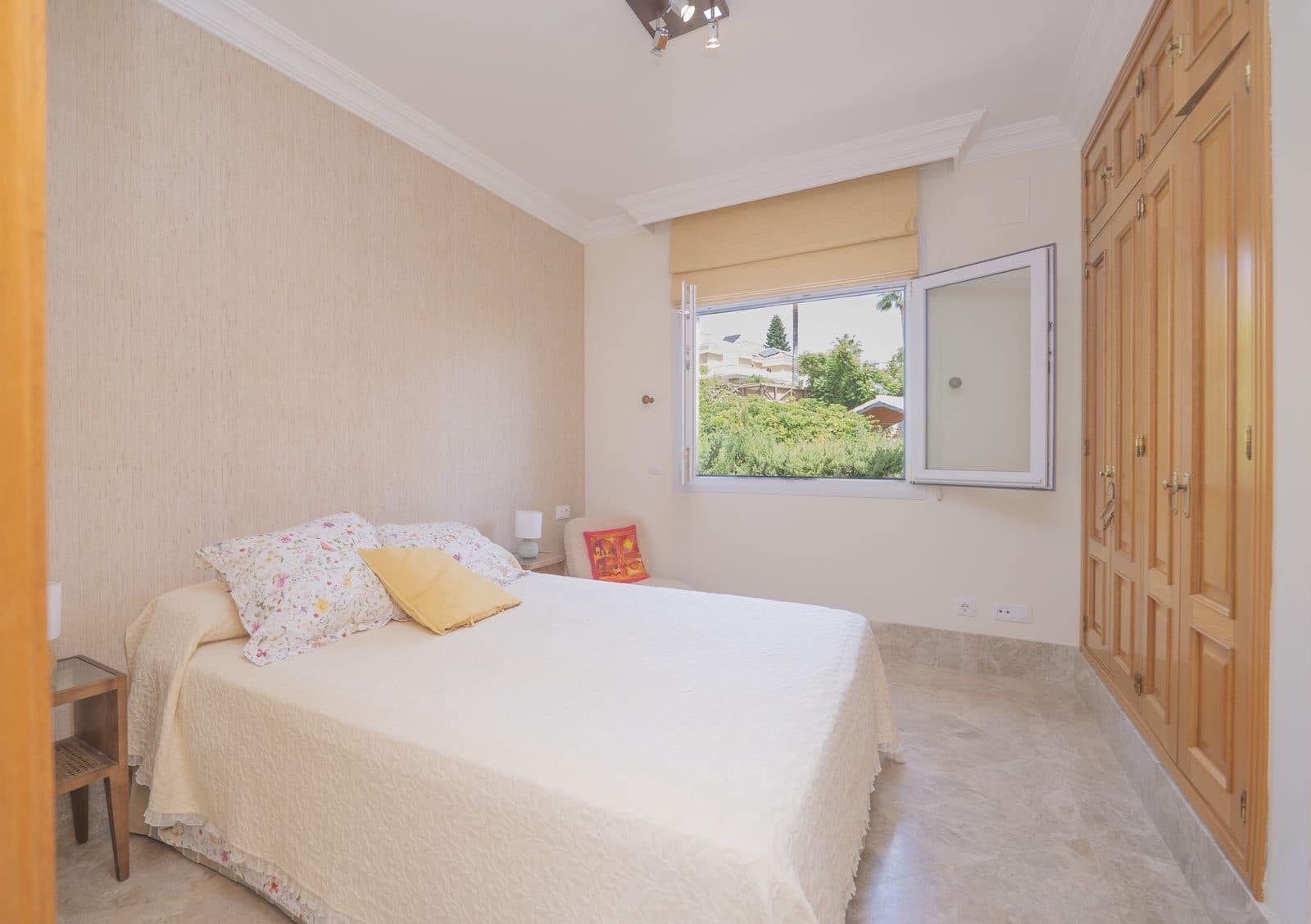 3 camera da letto Villetta Bifamiliare in vendita in Marbella con piscina garage - 990.000 € (Rif: 10094410)