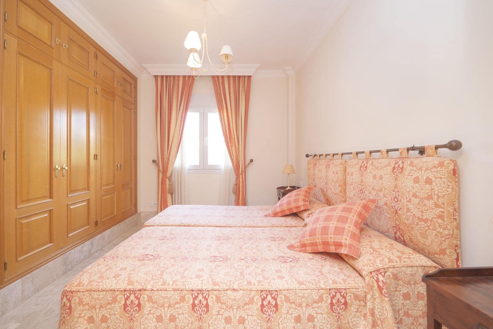 3 camera da letto Villetta Bifamiliare in vendita in Marbella con piscina garage - 990.000 € (Rif: 10094410)