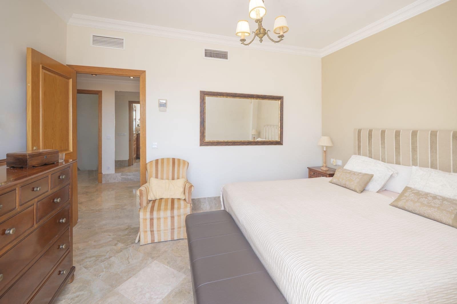 3 camera da letto Villetta Bifamiliare in vendita in Marbella con piscina garage - 990.000 € (Rif: 10094410)