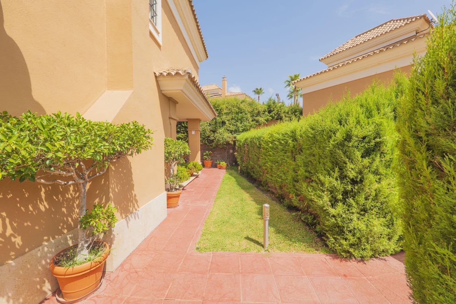 3 camera da letto Villetta Bifamiliare in vendita in Marbella con piscina garage - 990.000 € (Rif: 10094410)